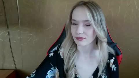 Snapshot of ameliaa333 chatting on 06/23/26, 08:34 Amelia online show from 06/23/26, 08:34