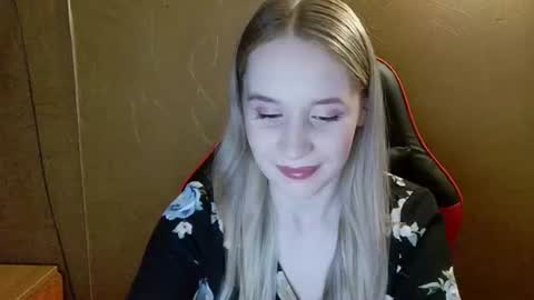 Snapshot of ameliaa333 chatting on 06/24/26, 10:09 Amelia online show from 06/24/26, 10:09