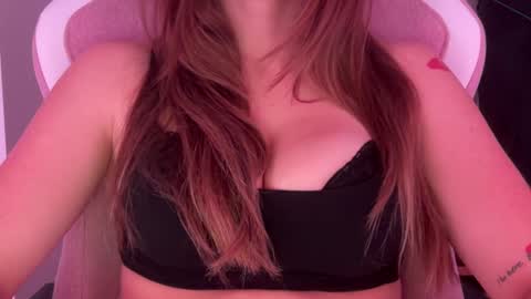 Snapshot of ameliacooperxxx chatting on 09/19/25, 07:14 ameliacooperxxx online show from 09/19/25, 07:14