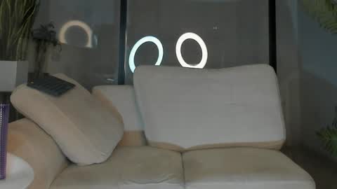 Snapshot of ameliajones_1 chatting on 04/09/26, 06:19 Ameliajones online show from 04/09/26, 06:19