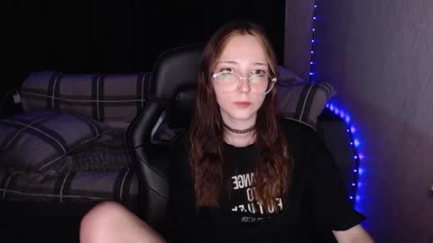 Amelia online show from 10/12/25, 09:14