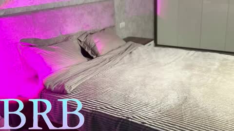 amelialy online show from 11/27/25, 09:55