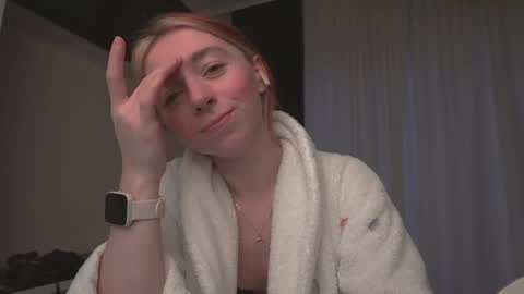 Amelia   online show from 02/07/25, 03:30