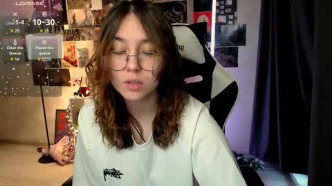 Amelia online show from 10/18/25, 08:59