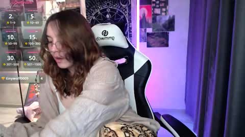 Amelia online show from 11/14/25, 08:35