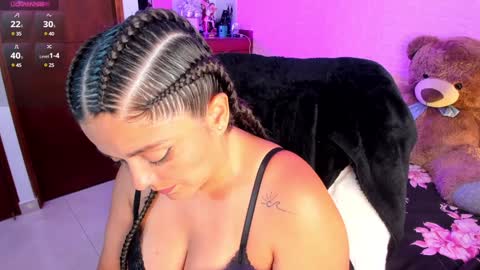 Snapshot of ameliamedina chatting on 01/14/25, 09:13 I am Ame Nice to meet you online show from 01/14/25, 09:13