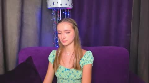 ameliawise online show from 01/06/25, 12:02