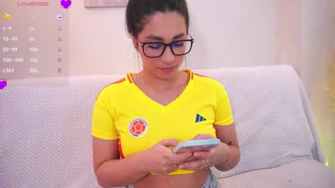 Alejandra  online show from 09/10/25, 03:39