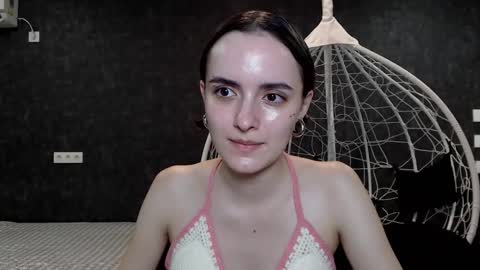 Snapshot of ameliebanshee chatting on 10/13/25, 02:50 ameliebanshee online show from 10/13/25, 02:50
