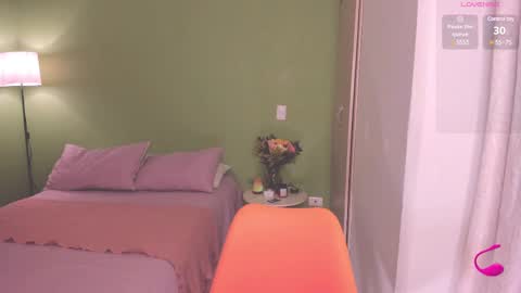 Amelie Graham online show from 02/10/25, 11:04