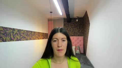 A M E L I E online show from 03/12/25, 06:00