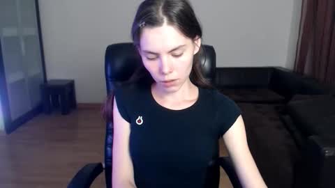 Amelie online show from 09/16/25, 04:41