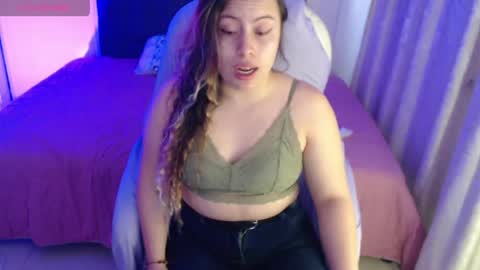 Amelie  online show from 04/26/26, 02:48