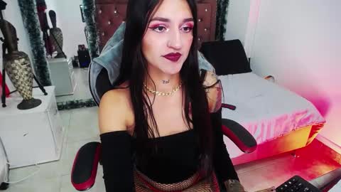 AMELIEROUS .. see you tomorrow  kisses online show from 01/02/25, 02:00