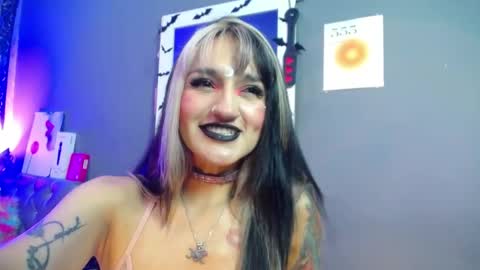 Snapshot of amelierouss chatting on 04/02/26, 04:10 AMELIEROUS .. see you tomorrow kisses online show from 04/02/26, 04:10