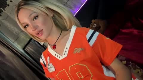 amelinckx online show from 02/17/25, 08:04