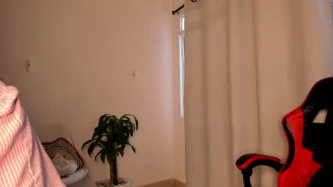 Snapshot of amely_sweetheat chatting on 03/24/26, 03:28 Amely online show from 03/24/26, 03:28