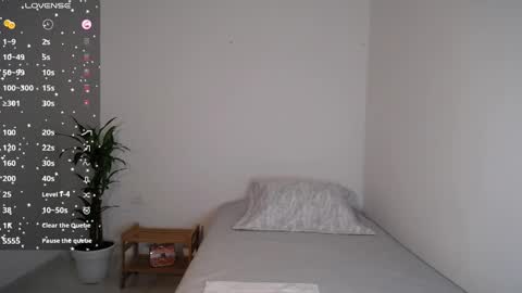 Amely  online show from 02/12/25, 06:40