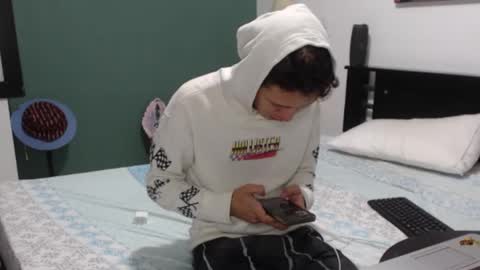 Lucian online show from 09/16/25, 11:33