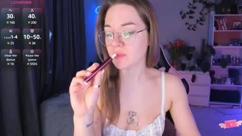Snapshot of ami_amour_ chatting on 02/09/25, 11:36 Hi-hi I am Kate welcome to my sexy room online show from 02/09/25, 11:36