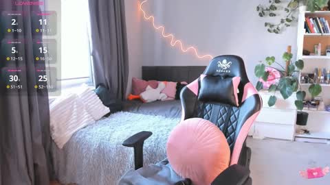 Snapshot of ami_amour_ chatting on 03/04/25, 02:21 Hi-hi I am Kate welcome to my sexy room online show from 03/04/25, 02:21