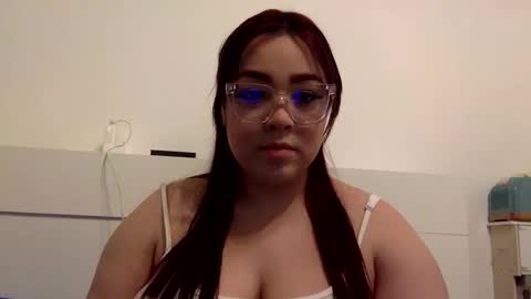 Snapshot of ami_rosee chatting on 02/03/26, 06:40 ami_rosee online show from 02/03/26, 06:40