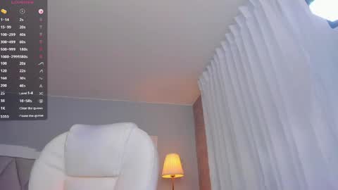Snapshot of ami_sweet_18 chatting on 04/23/26, 12:23 Ami online show from 04/23/26, 12:23