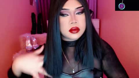 Queen Mireska online show from 02/08/26, 05:38