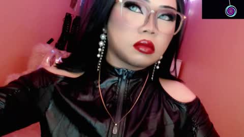 Queen Mireska online show from 02/25/26, 03:32