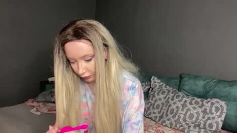 Ami Air online show from 10/23/25, 03:33