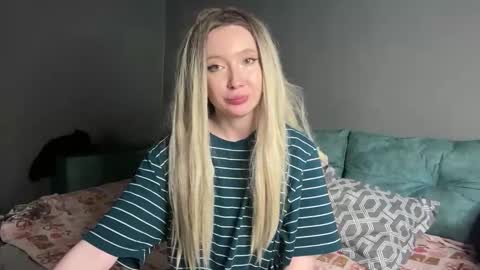 Snapshot of amiair chatting on 11/03/25, 04:19 Ami Air online show from 11/03/25, 04:19