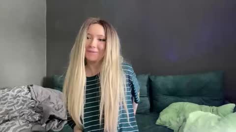 Snapshot of amiair chatting on 03/07/26, 07:16 Ami Air online show from 03/07/26, 07:16