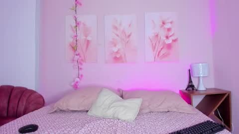 Snapshot of amiiclark chatting on 03/02/26, 07:10 AmiiClark online show from 03/02/26, 07:10