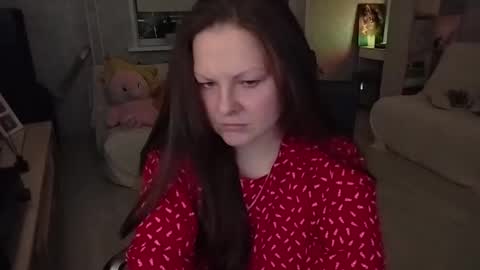 Mila online show from 11/17/25, 09:31