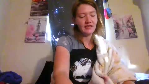 amileamariestar online show from 10/31/25, 01:23