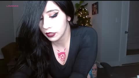 Snapshot of amilustxx chatting on 01/01/25, 01:47 amilust online show from 01/01/25, 01:47