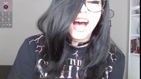 amilust online show from 01/12/26, 10:15