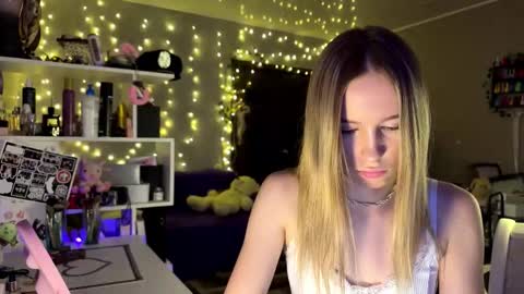 Amily online show from 02/22/26, 03:43