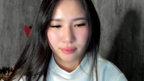 Snapshot of amina_artin chatting on 02/16/25, 02:53 Amina online show from 02/16/25, 02:53