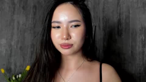 Snapshot of amina_artin chatting on 03/09/25, 09:03 Amina online show from 03/09/25, 09:03