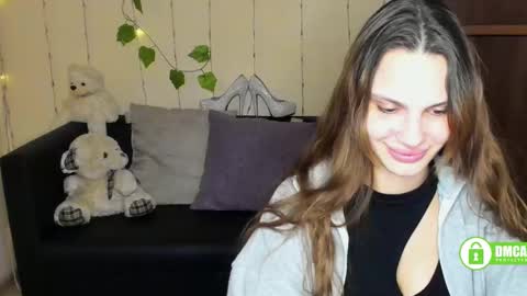 Amina online show from 02/10/25, 02:59