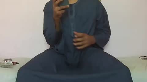 Amir online show from 10/30/25, 01:34