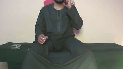 Amir online show from 11/27/25, 07:54