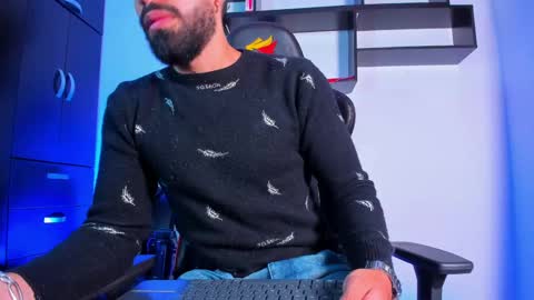 Snapshot of amir_salah chatting on 02/28/25, 11:36 Amir online show from 02/28/25, 11:36