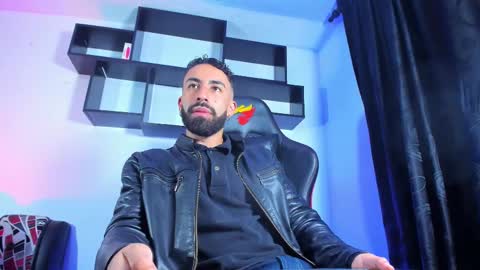 Snapshot of amir_salah chatting on 03/07/25, 11:18 Amir online show from 03/07/25, 11:18