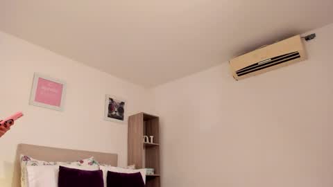 Amira Sanz online show from 11/07/25, 02:22