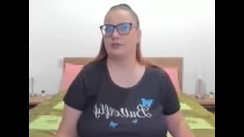 Snapshot of amiravyxen chatting on 10/03/25, 01:08 Amira Vyxen online show from 10/03/25, 01:08