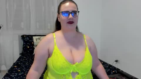 Amira Vyxen online show from 02/28/26, 06:42