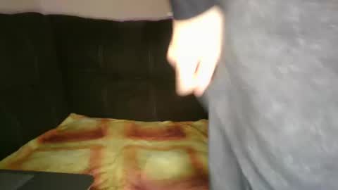 Snapshot of amiri_sweater chatting on 02/28/25, 09:58 amiri_sweater online show from 02/28/25, 09:58