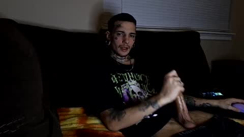 Snapshot of amiri_sweater chatting on 03/11/25, 12:28 amiri_sweater online show from 03/11/25, 12:28